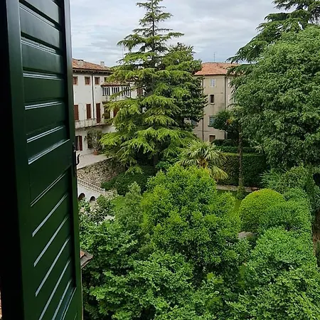 Queen Luxury Sanificato Ozono Apartment Verona